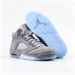 Air Jordan 5 Retro Wolf Grey - Image 3