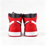 Air Jordan 1 Retro High OG Chicago Lost and Found - Image 2