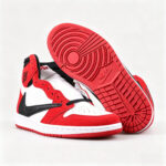 Air Jordan 1 Retro High OG Chicago Lost and Found - Image 6