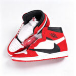 Air Jordan 1 Retro High OG Chicago Lost and Found - Image 4