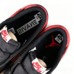 Air Jordan 1 Retro Low Bred (2015) - Image 3